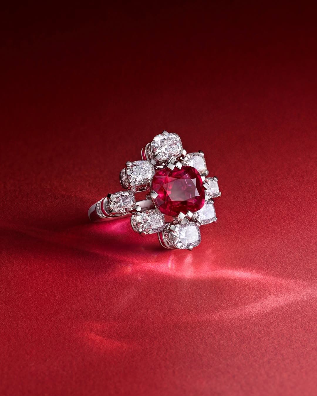 Cartier’s Le Chœur des Pierres Rings, Where Eight Stones Set the Pace