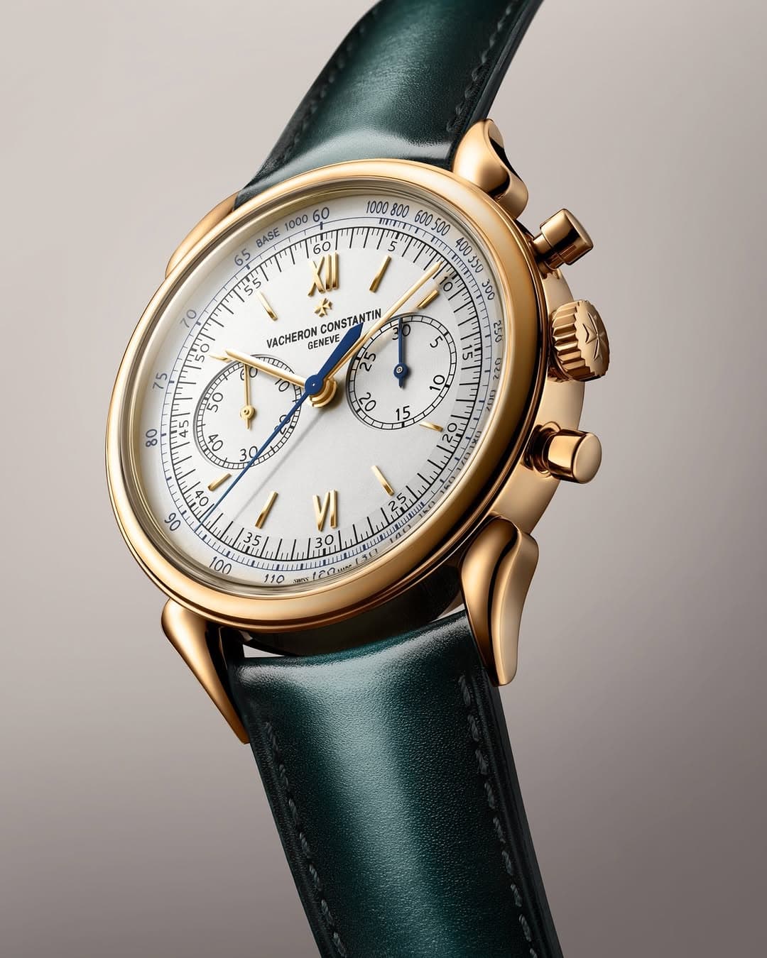 Vacheron Constantin’s Cornes de Vache 1955, Seen in a Newly Rosy Light